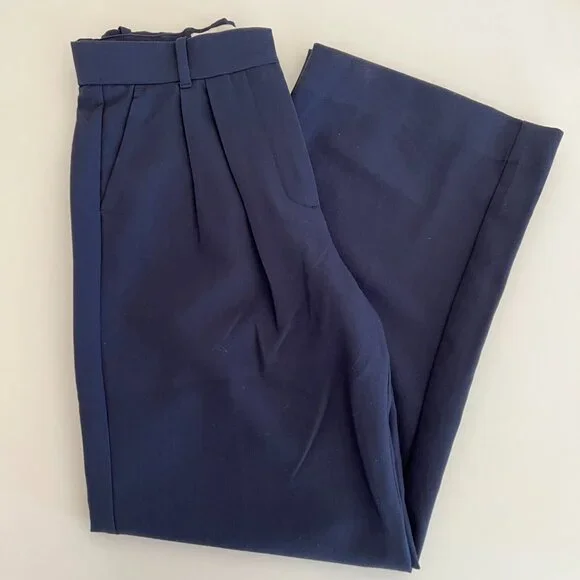 excellent A&F Sloane Tailored Wide Leg Pant / navy / 27 short - Picture 7 of 12